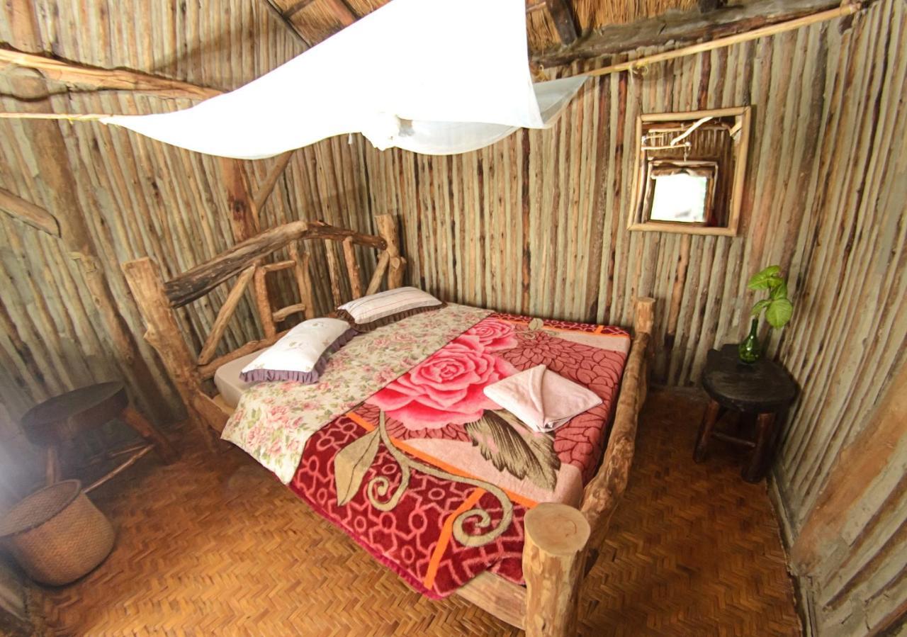 Dave The Cave Eco Lodge And Cultural Campsite Rubirizi 외부 사진