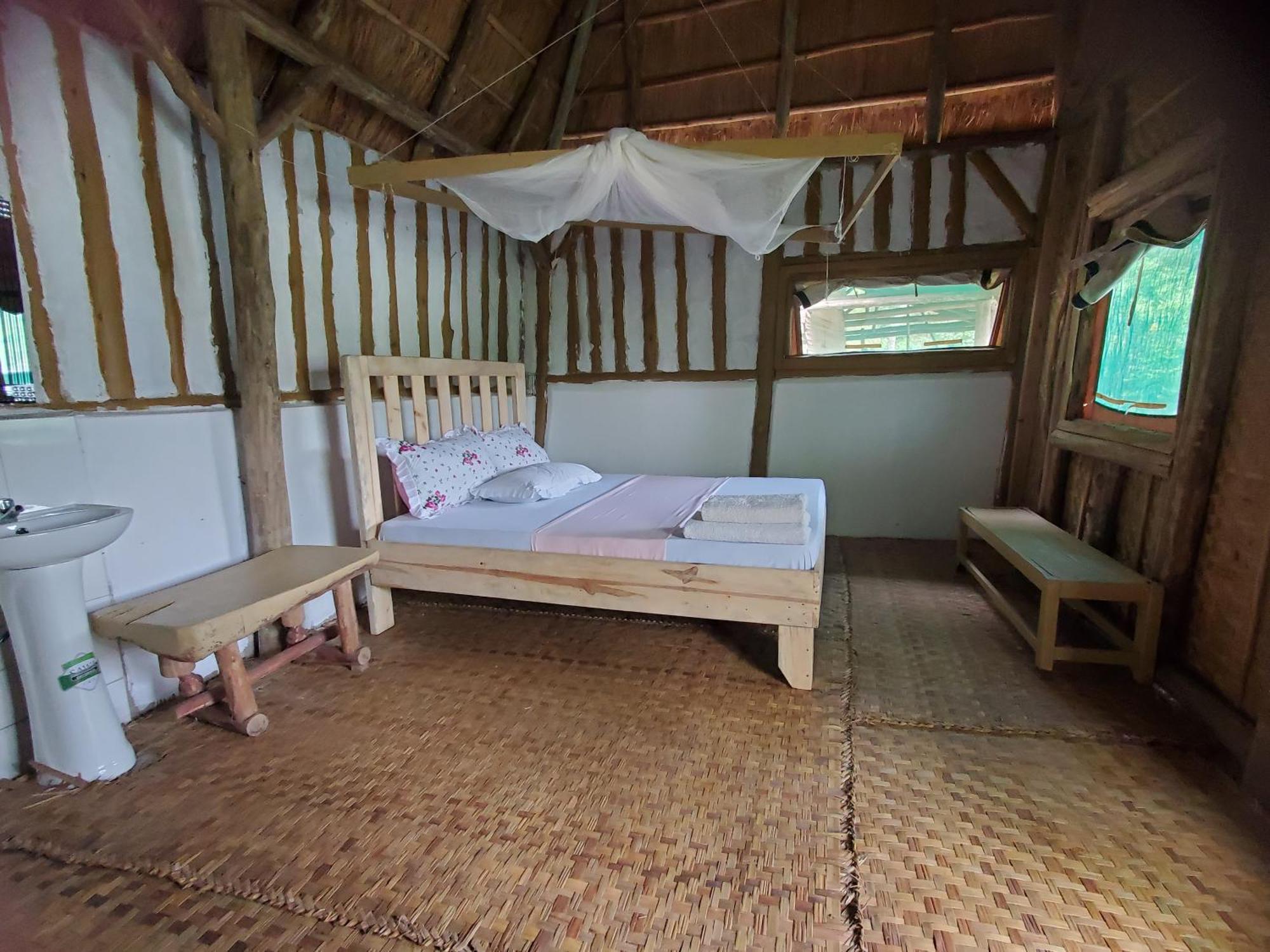 Dave The Cave Eco Lodge And Cultural Campsite Rubirizi 외부 사진