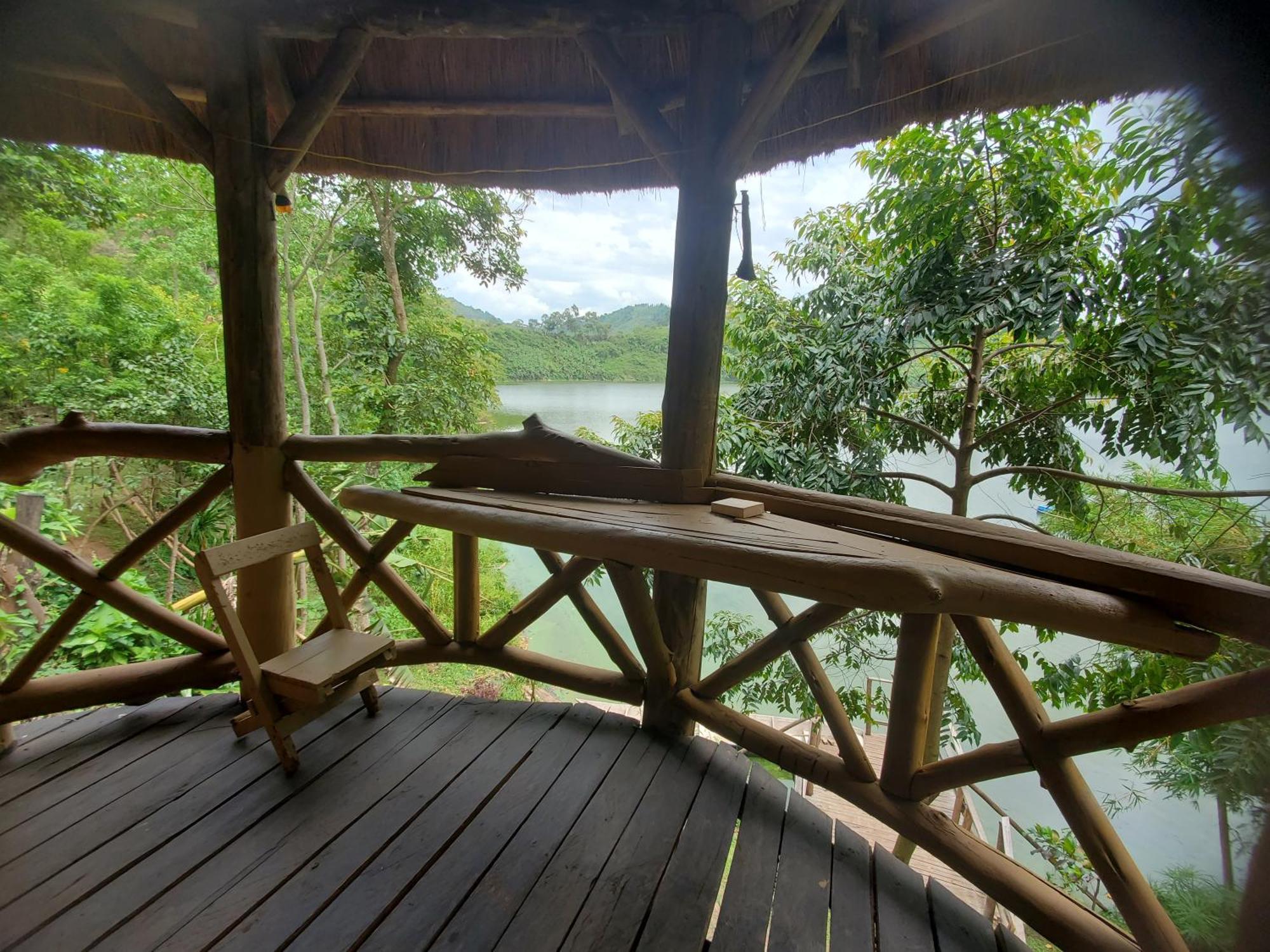 Dave The Cave Eco Lodge And Cultural Campsite Rubirizi 외부 사진